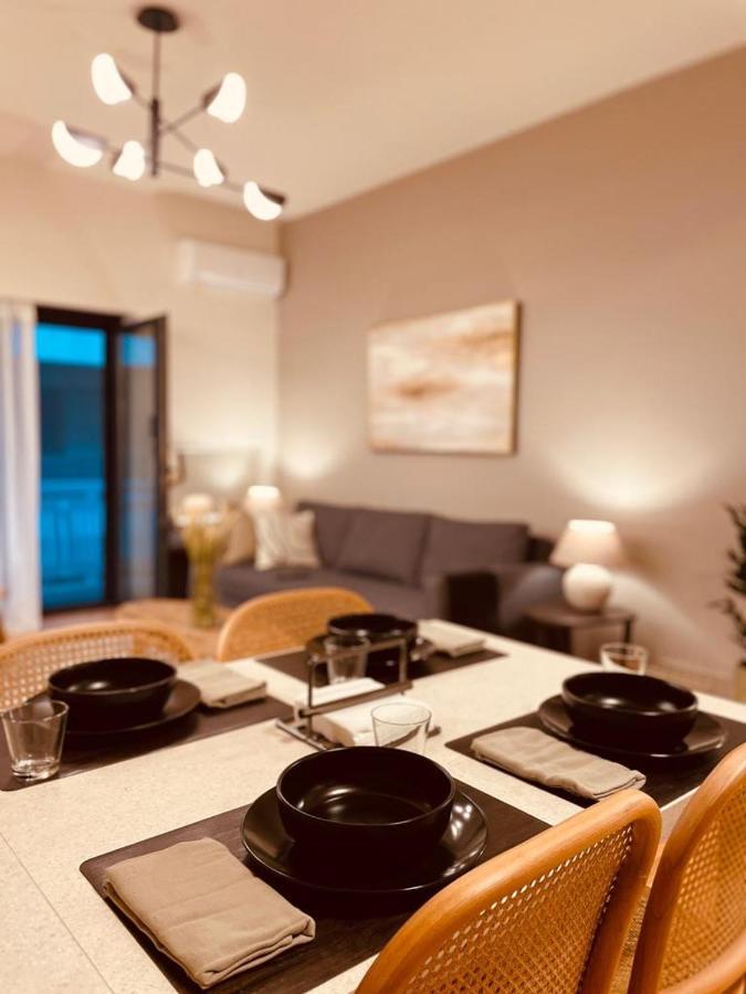 2 Bedroom Apt - Live Like A Local In Kolonaki 아테네 외부 사진