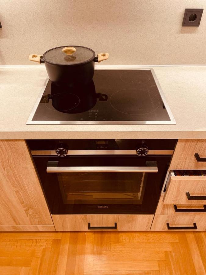 2 Bedroom Apt - Live Like A Local In Kolonaki 아테네 외부 사진