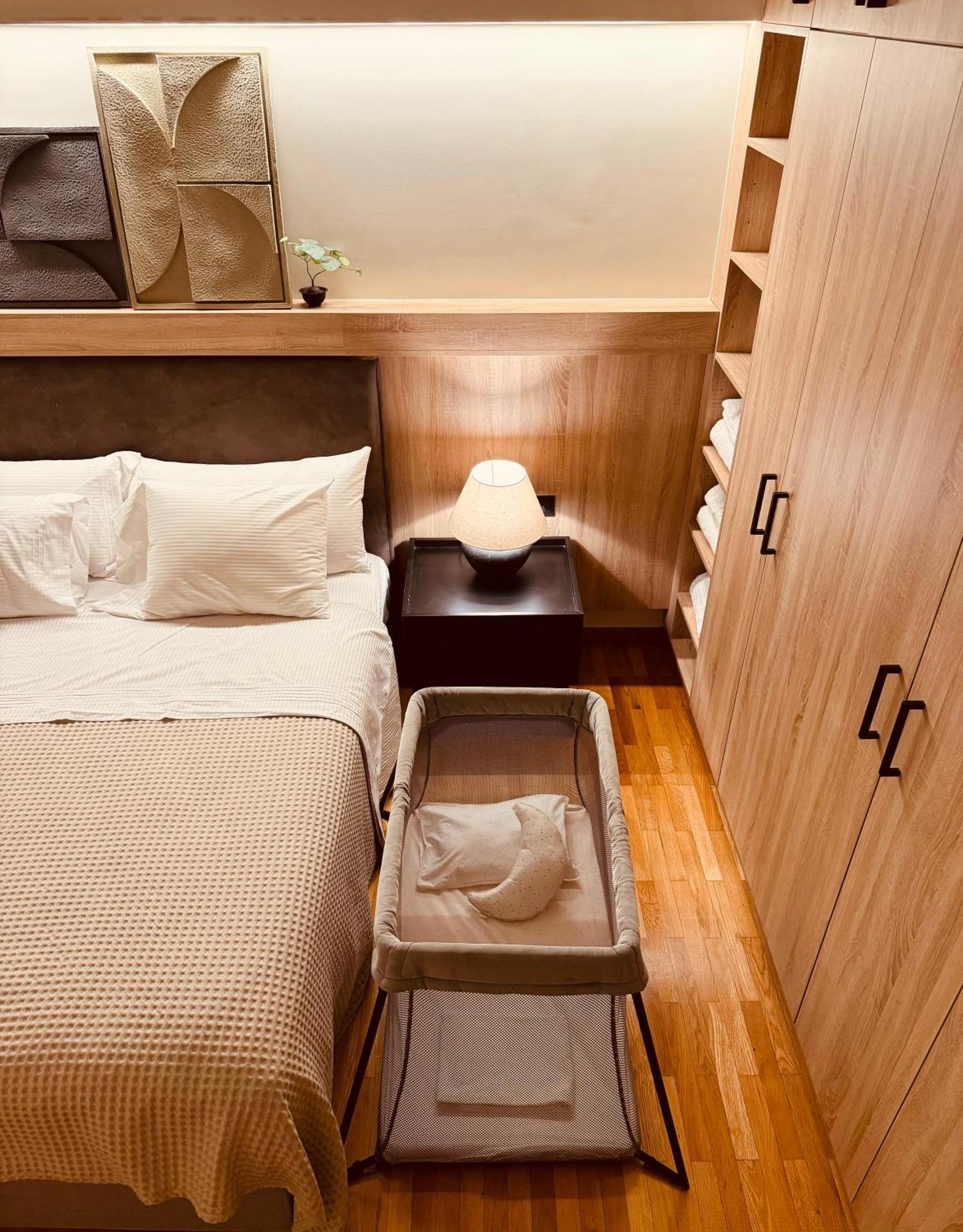 2 Bedroom Apt - Live Like A Local In Kolonaki 아테네 외부 사진